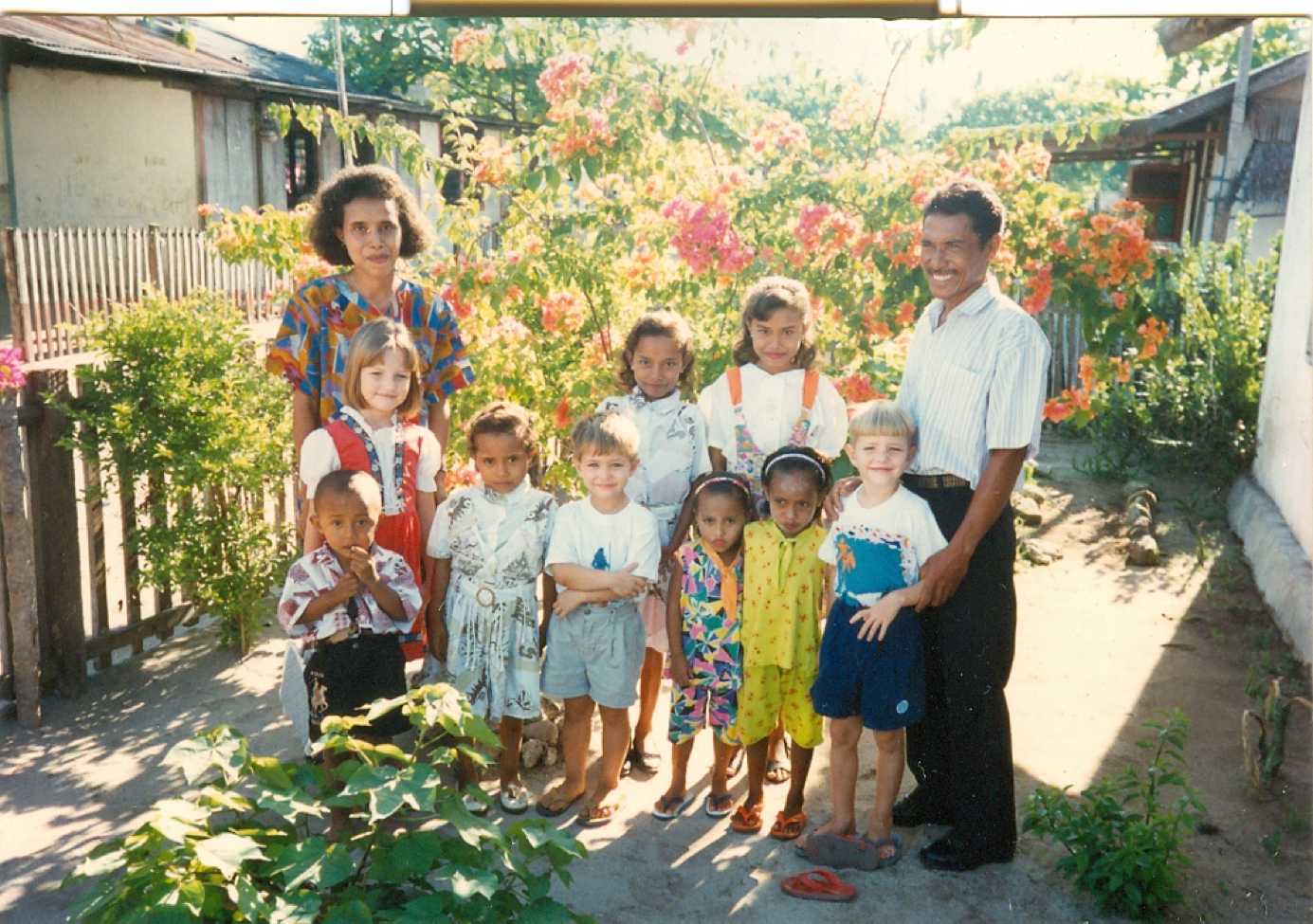 The Marshall's children with the Fordata locals. (Photo: The Marshalls)